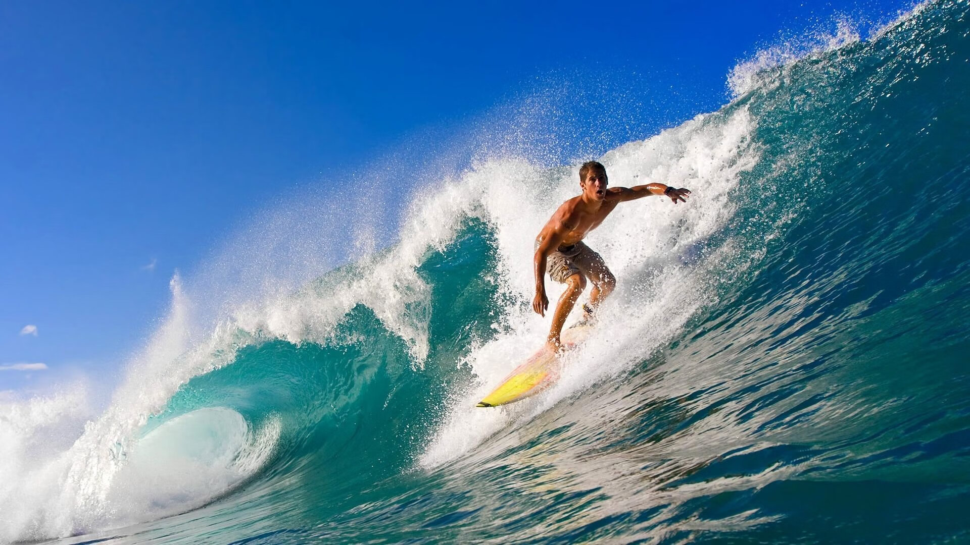 开云体育APP-半场精彩：比分54-51，北京队略占优势！，北京单场全场比分